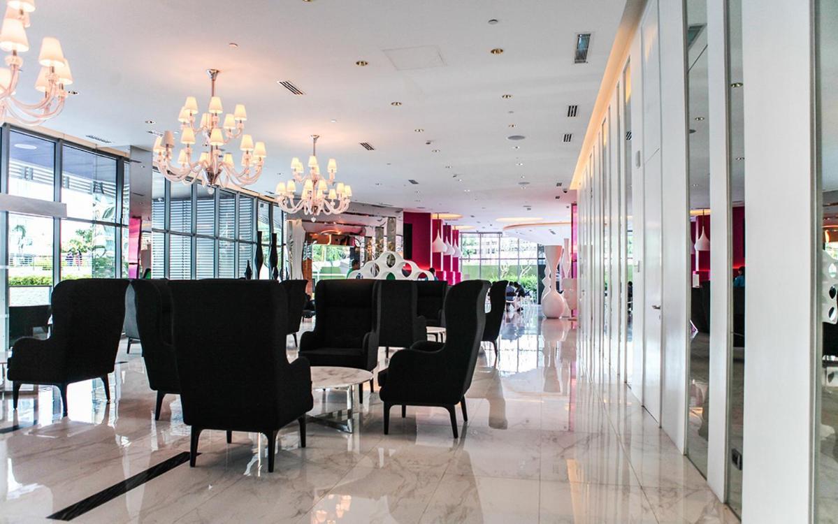 Manila Urban Resort At Azure Exterior photo